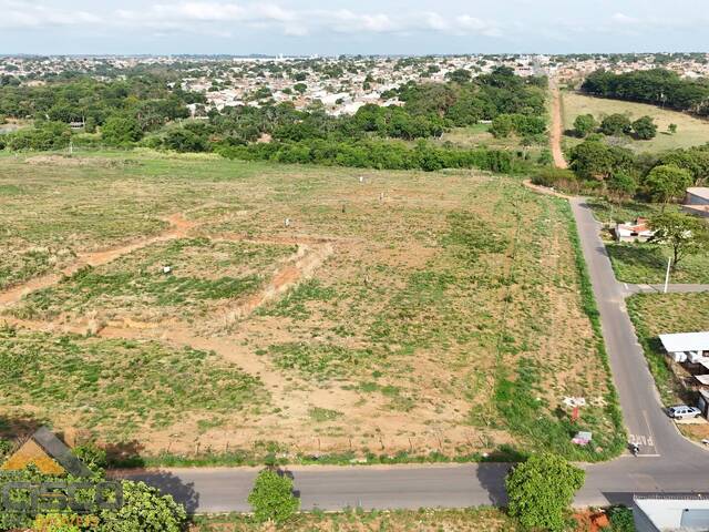 Lote para Venda em Aparecida de Goiânia - 2