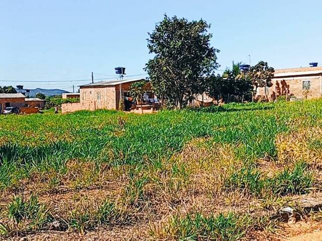 Terreno Comercial para Venda em Abadia de Goiás - 3