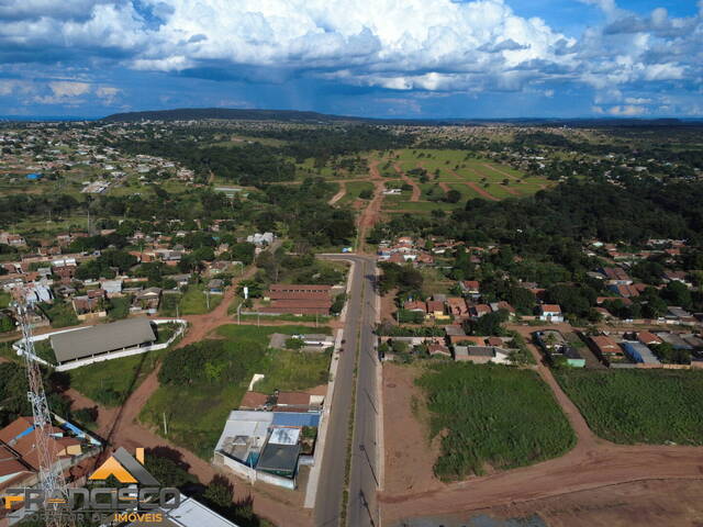 Lote para Venda em Aparecida de Goiânia - 2