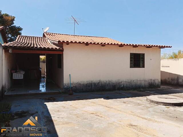 Casa para Venda em Aparecida de Goiânia - 3