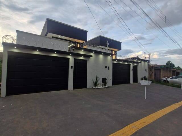 Casa para Venda em Aparecida de Goiânia - 2