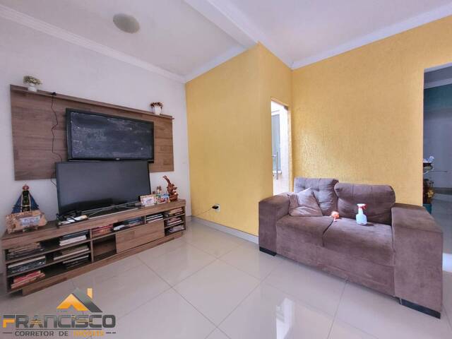 Casa para Venda em Goiânia - 5