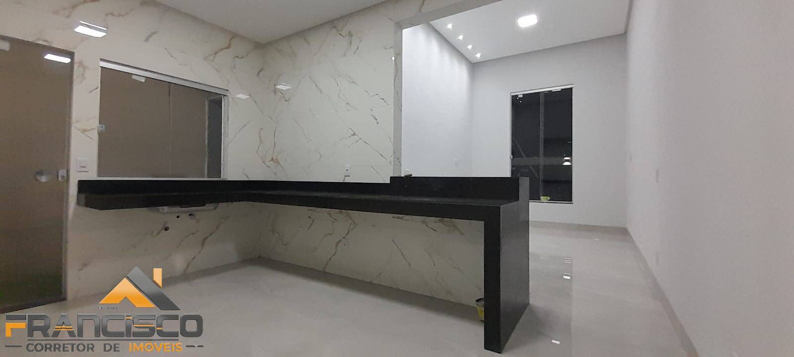 Casa, 3 quartos, 180 m² - Foto 2