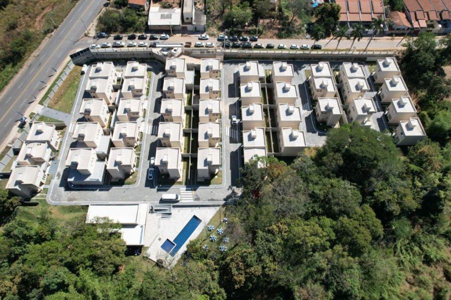 Sobrado - Venda - Vila Maria - Aparecida de Goinia - GO