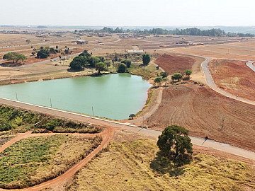LOTEAMETNO JARDIM DO LAGO - ABADIA