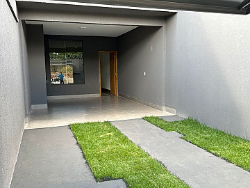 CASA � VENDA EM GOI�NIA